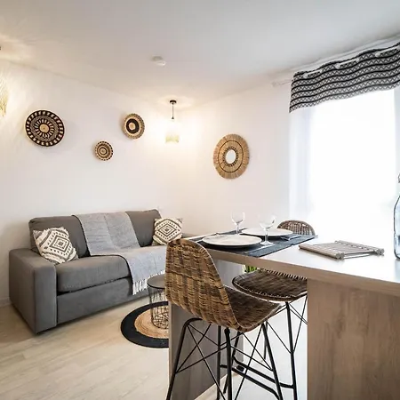 L'ethnik--studio Confort--clim--parking--wifi شقة لورد