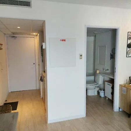 L'ethnik--studio Confort--clim--parking--wifi شقة *